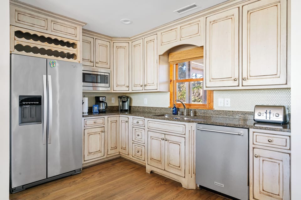 Beachfront with 4 Beds and Baths! | Sea La Vie
