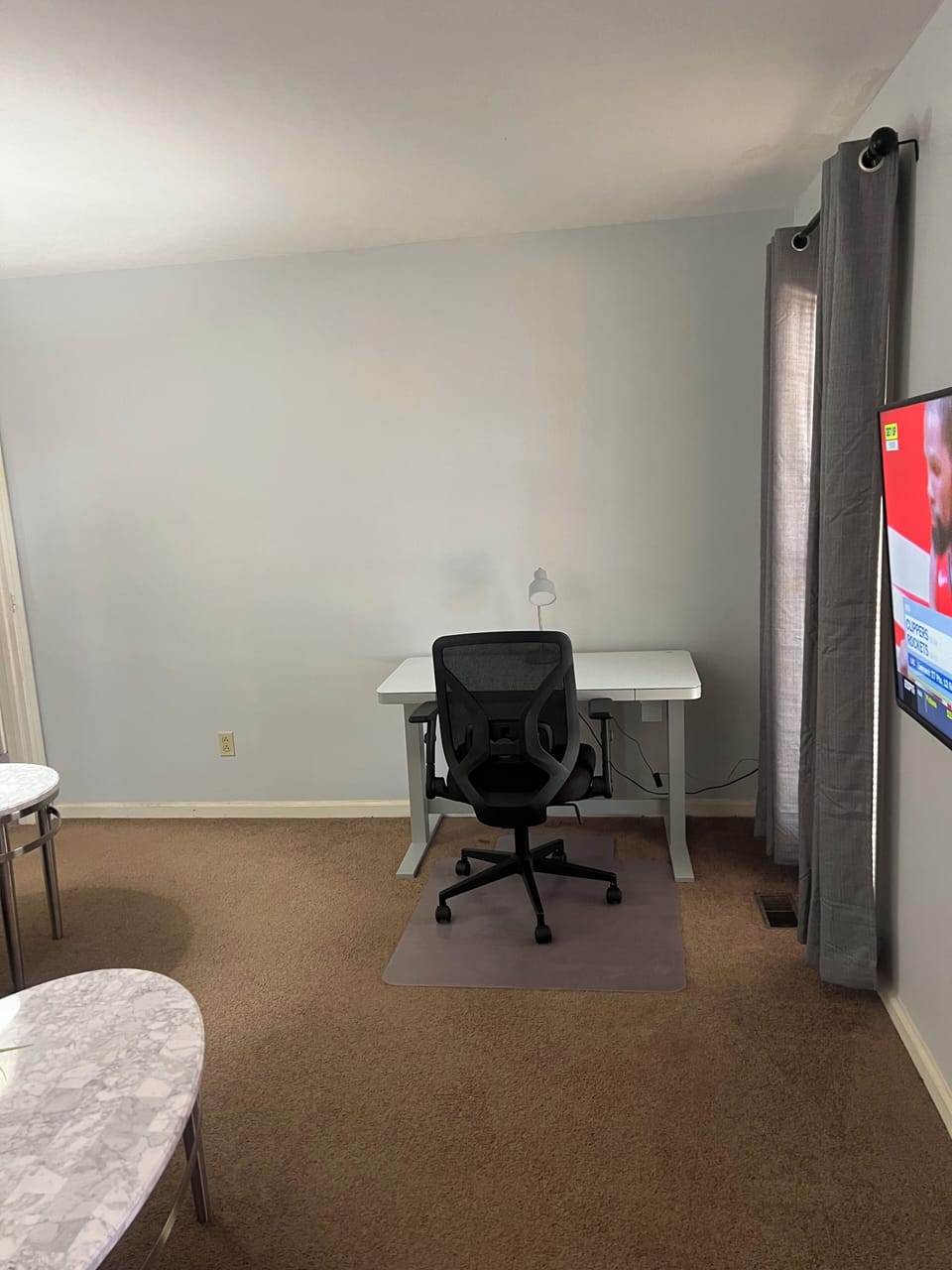 Sitting/Standing desk