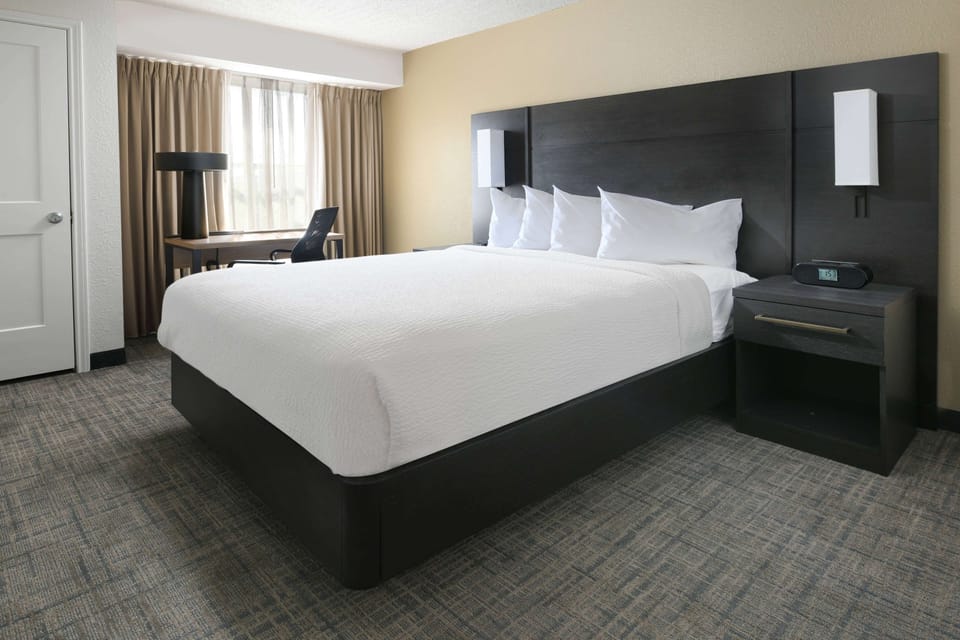Queen size bed