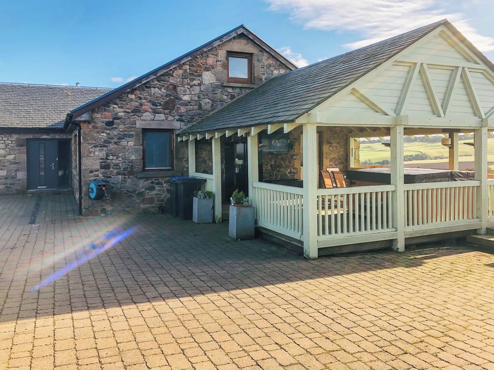 Exterior | Keppel Gate, Heriot
