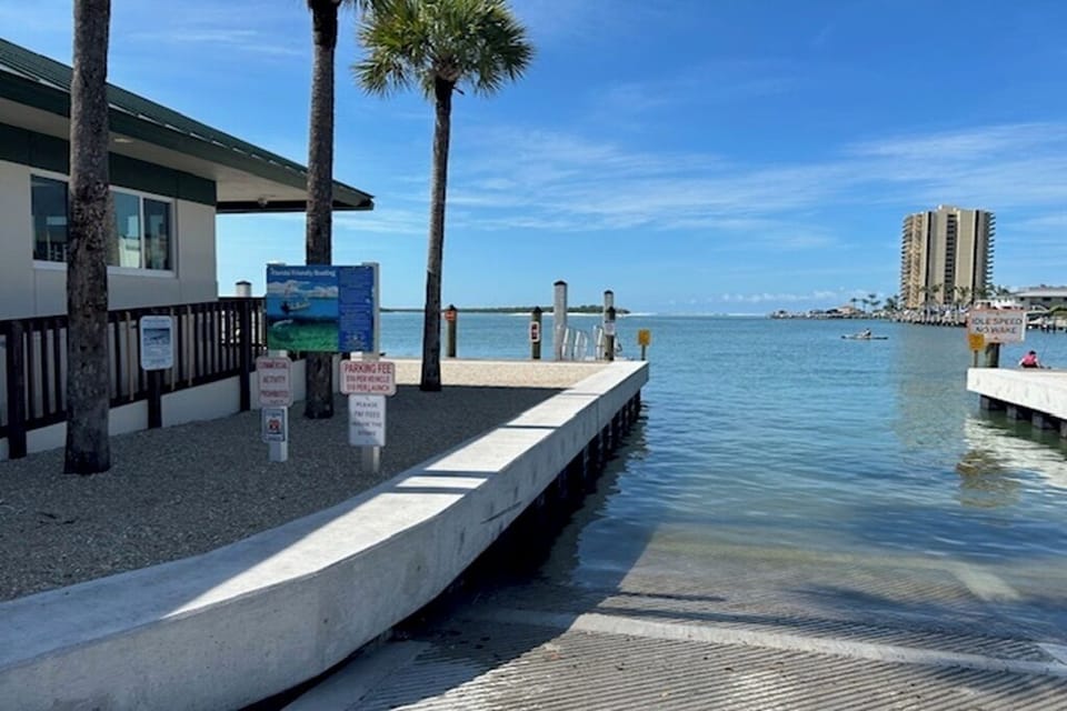 Caxambas Park - 1/4 mile away from condo has boat launch, food, fishing and bait