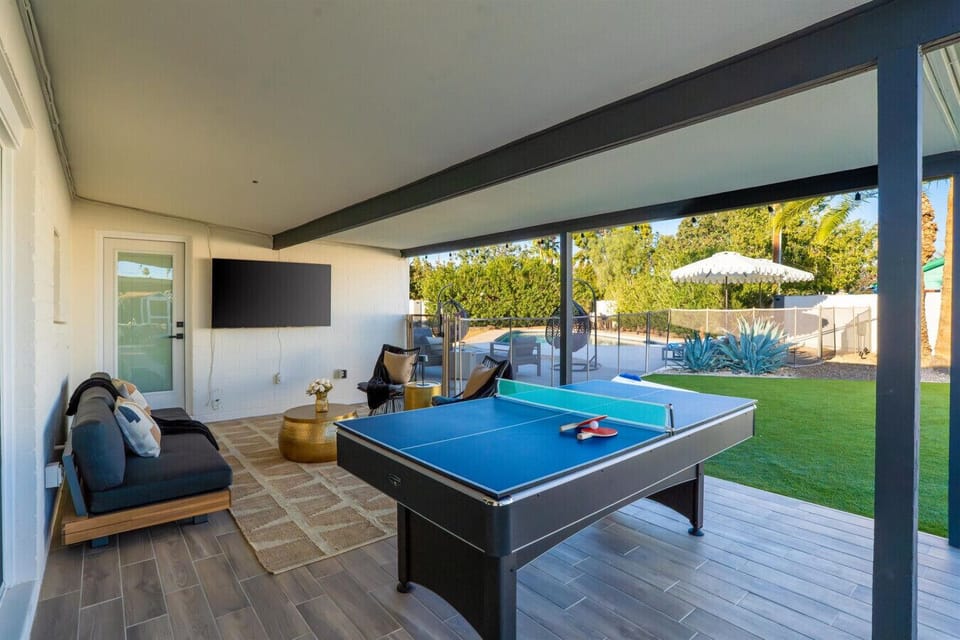 Covered Lounge | Billiards & Indoor Outdoor Living