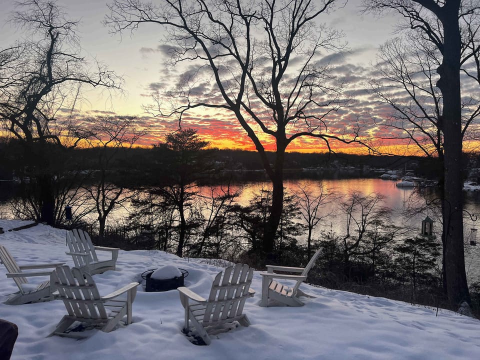 Winter sunset on the Severn River.