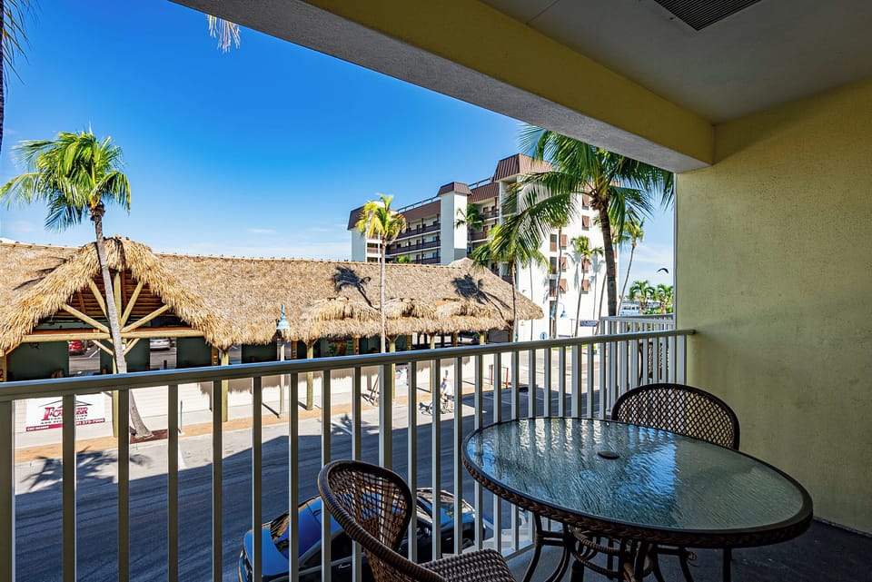 Harbor20House20204-18