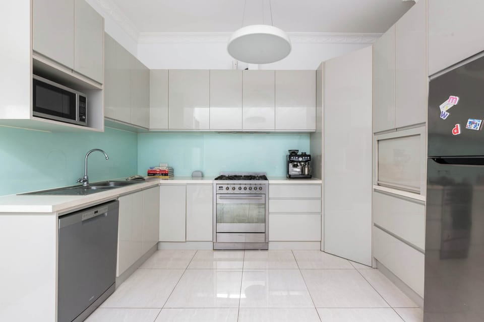 Full equipped kitchen
