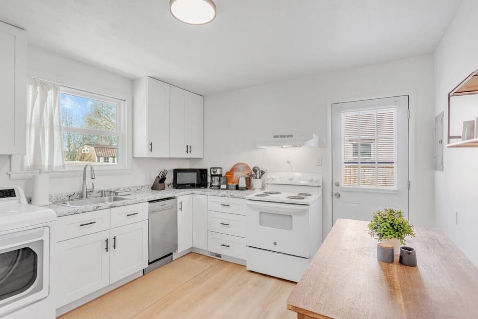 Newly renovated kitchen.