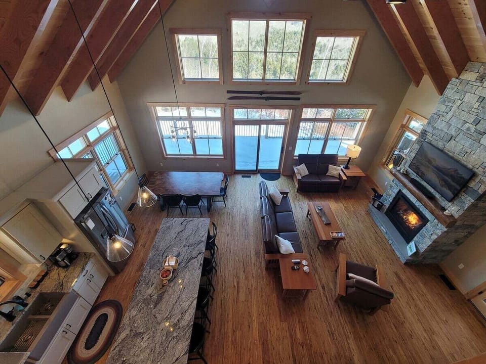 Overview of expansive living area
