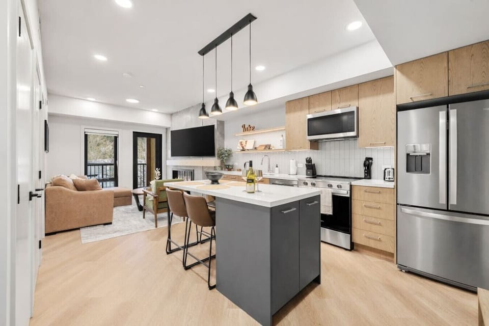 The fully equipped kitchen is designed to meet your culinary needs. It is equipped with all the essentials you`ll need to prepare your meals hassle-free.