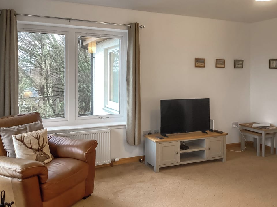 Living area | Shedfield Cottage, Drumnadrochit