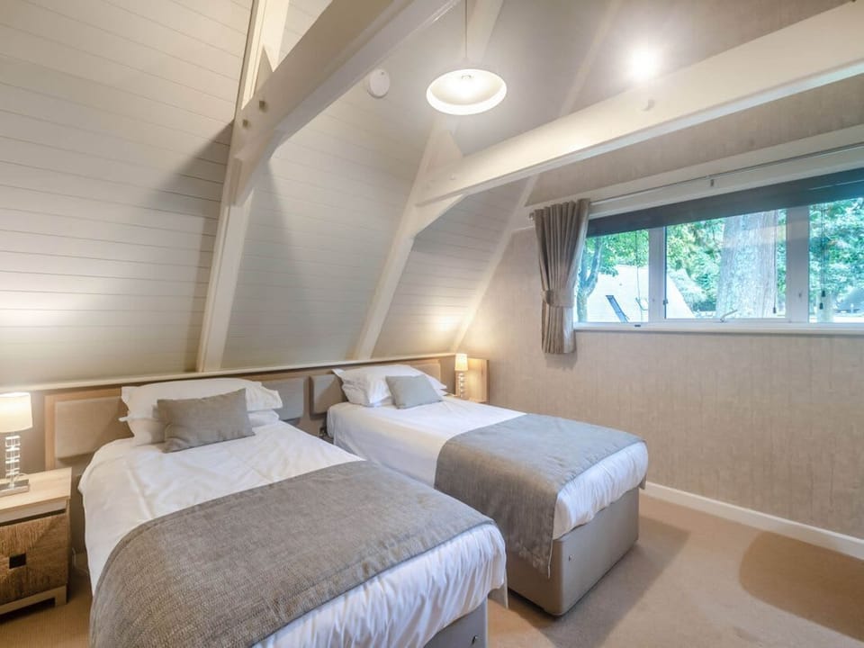 Glass Lodge