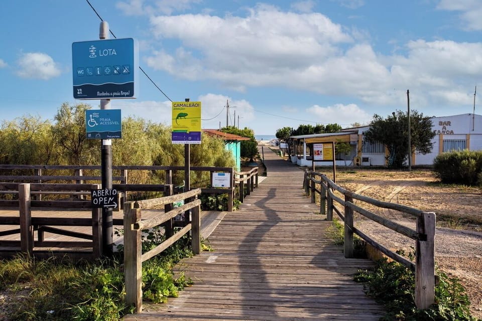 Acesso à praia da Lota