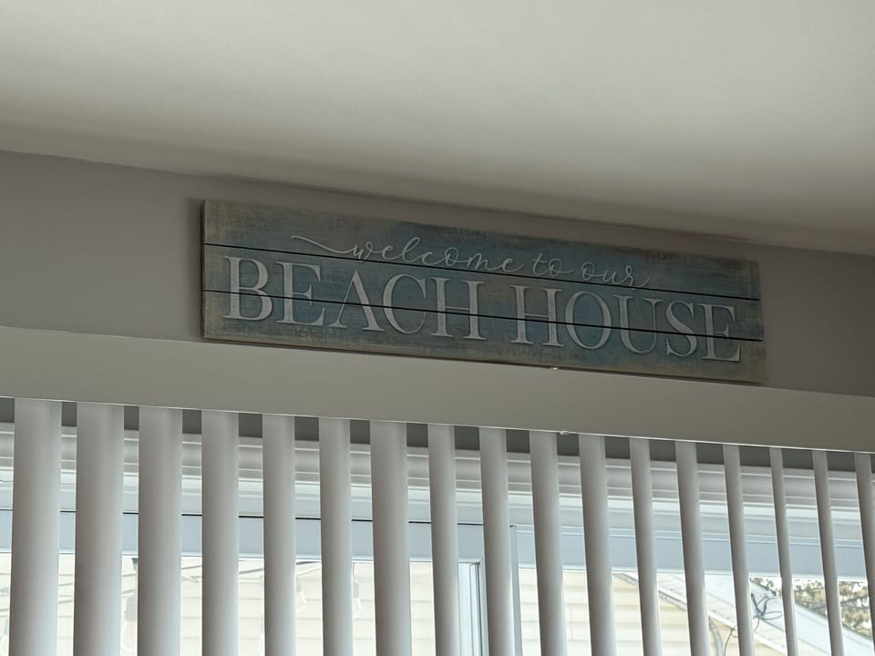 Access to side deck