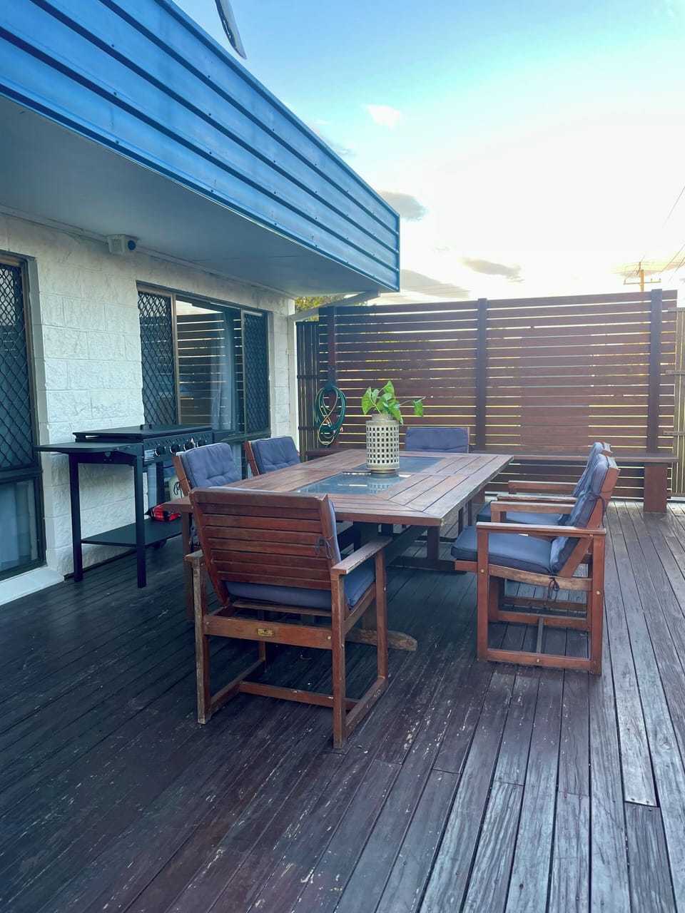 Outdoor dining