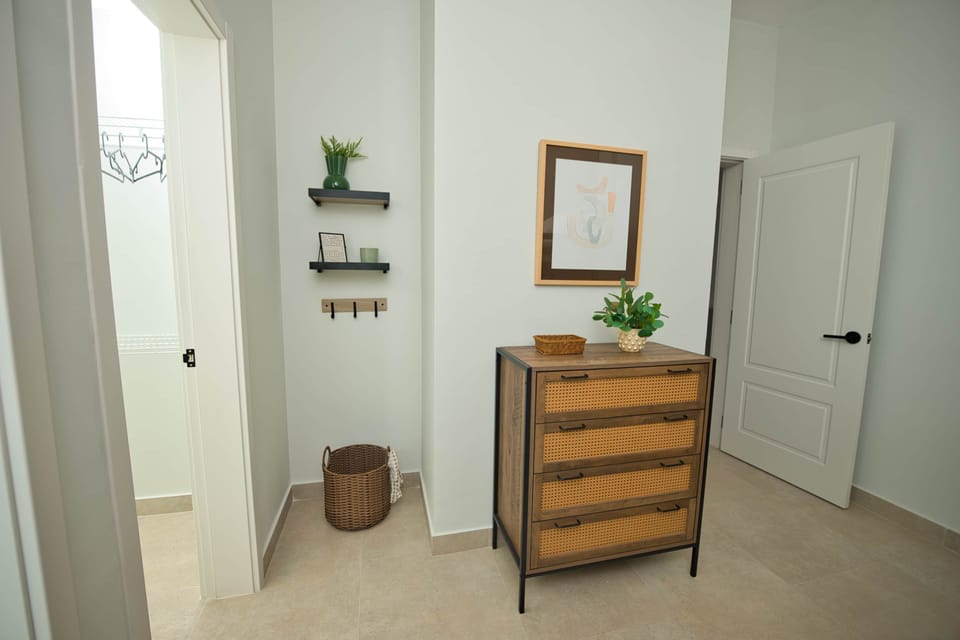 Secondary bedroom