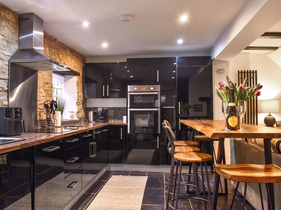 Kitchen/diner | Hidden Cottage, Yarm