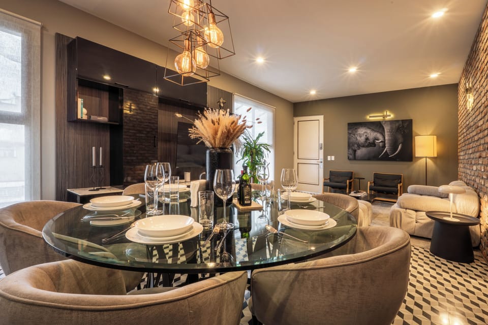 Dinning Area 2