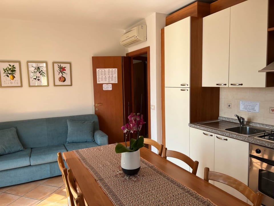 41531B91 C302 494D 8F40 BE05A06553E7