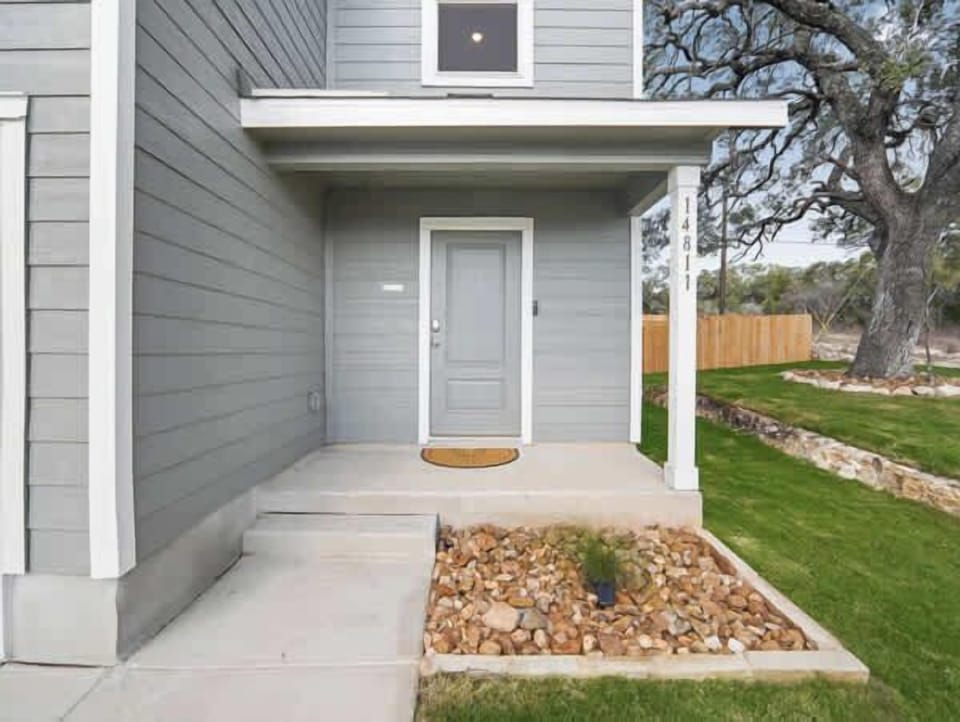 Welcome to The Oak Tree House!