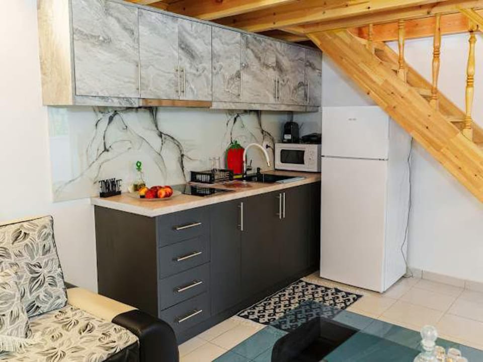 Functional kitchen layout, perfect for longer stays