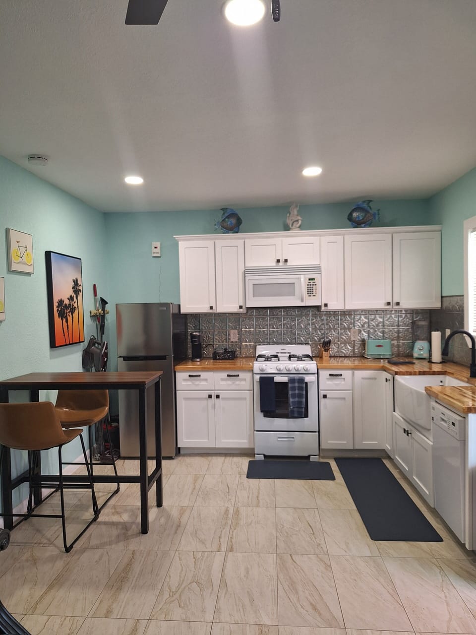 Full kitchen with supplies