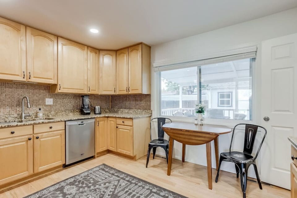 Fully equipped kitchen