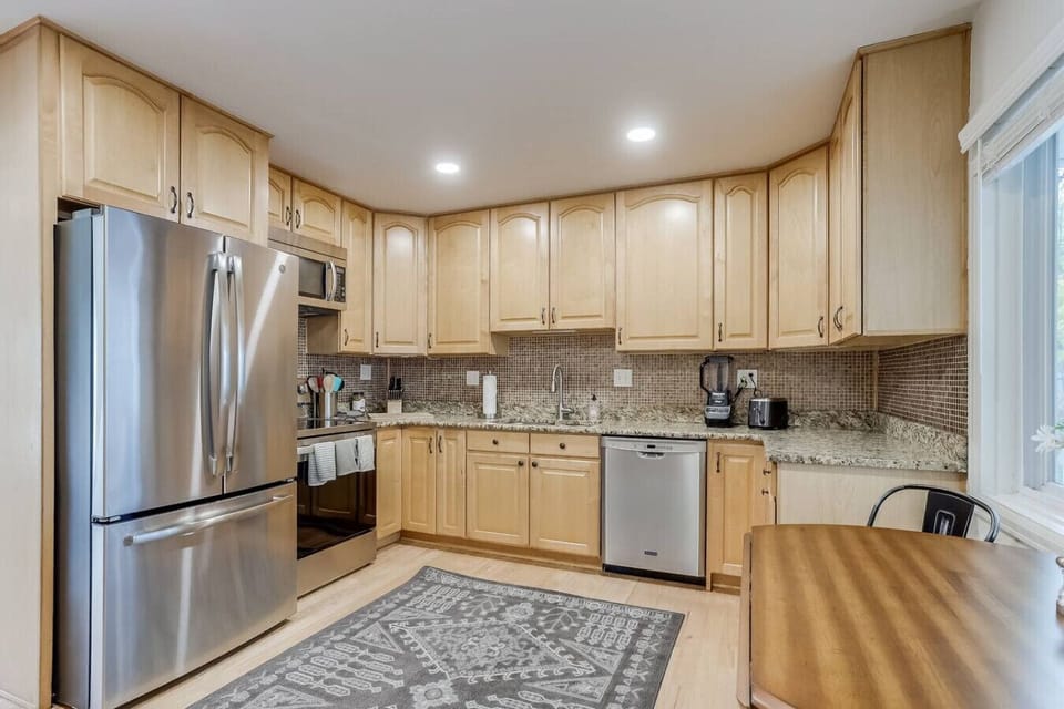 Fully equipped kitchen