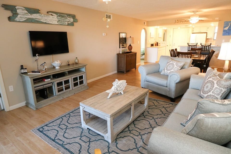 St. Augustine Ocean Front Rentals Living Room