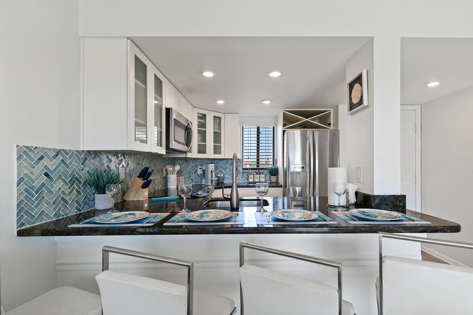St. Augustine Beach Rentals Kitchen (73KB)