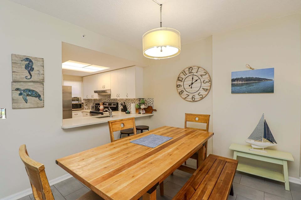 St. Augustine Beach Rentals Dining Room