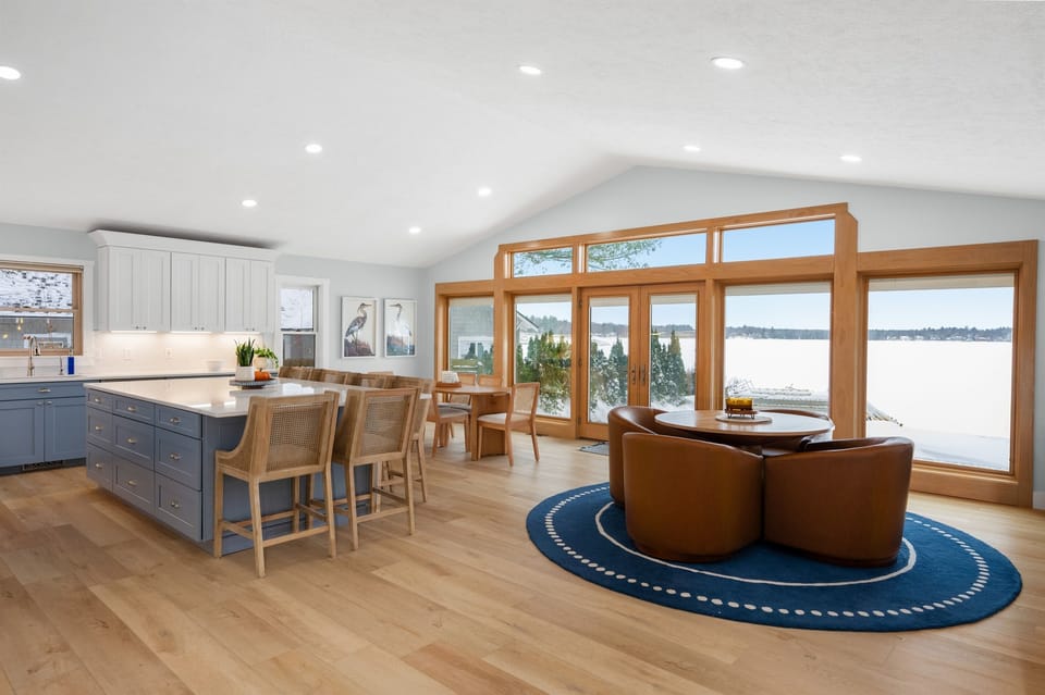 Open living area with expansive lake views and comfortable seating