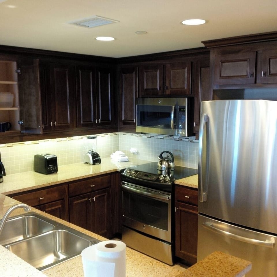 Aruba Surf Club Beachfront Resort Kitchen