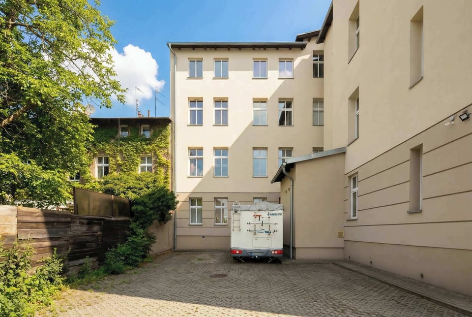 Building courtyard view.