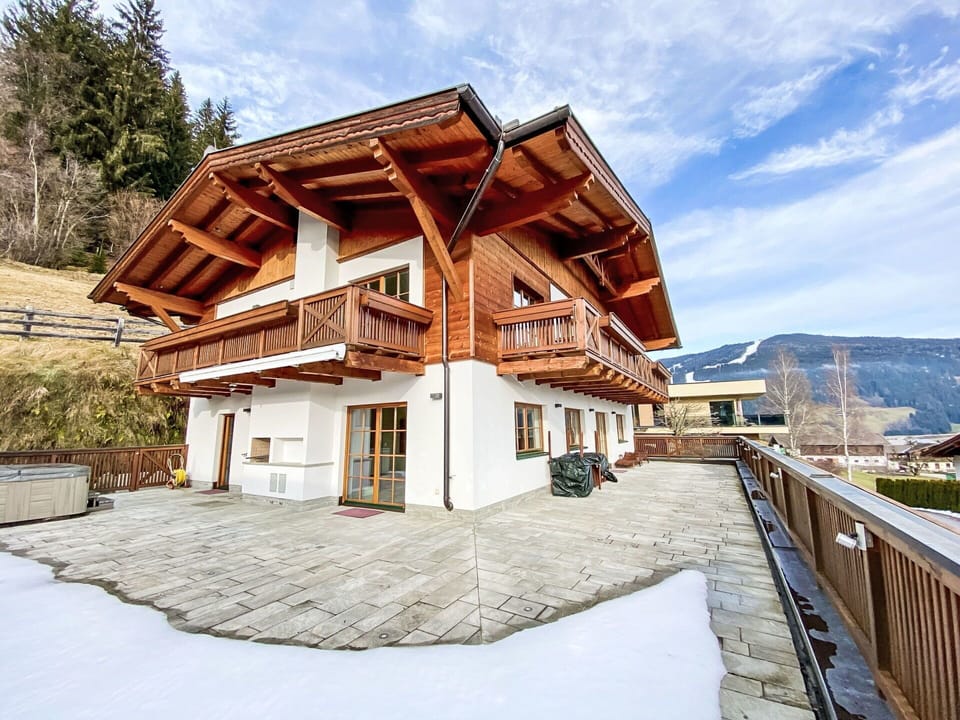 Home, Freezing, Winter, Balcony, Mountain Village, Snow