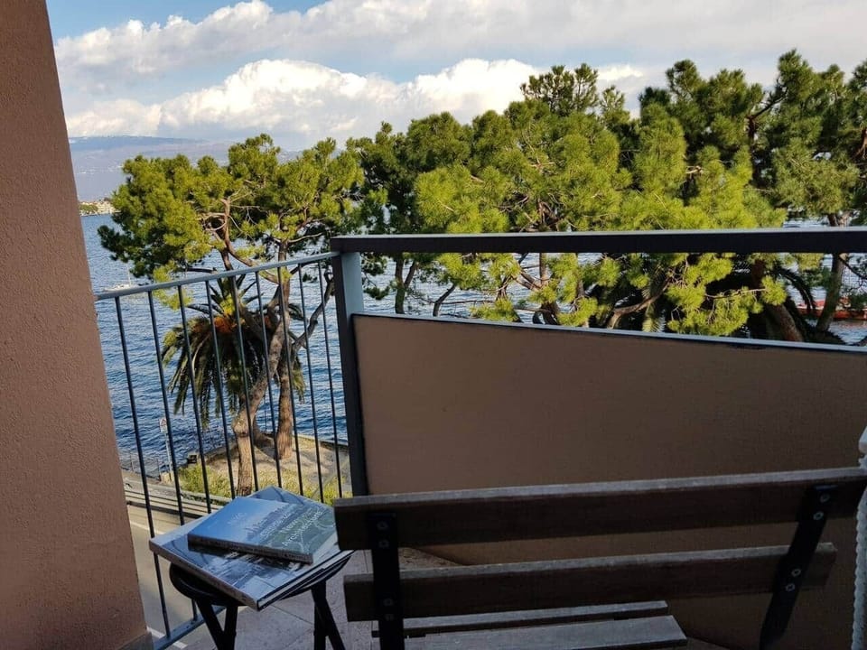 Second bedroom balcony - balcone della seconda camera