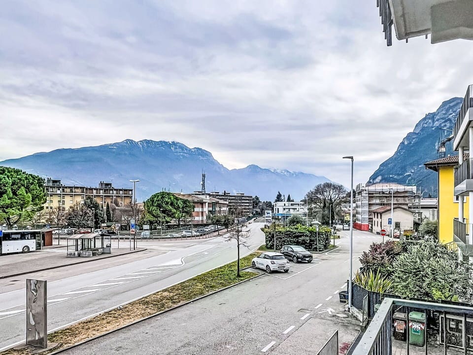 Mountainous Landforms, Mountain, Hill, Mountain Range, Urban Design, Hill Station, Thoroughfare, Alps, Ridge, Valley