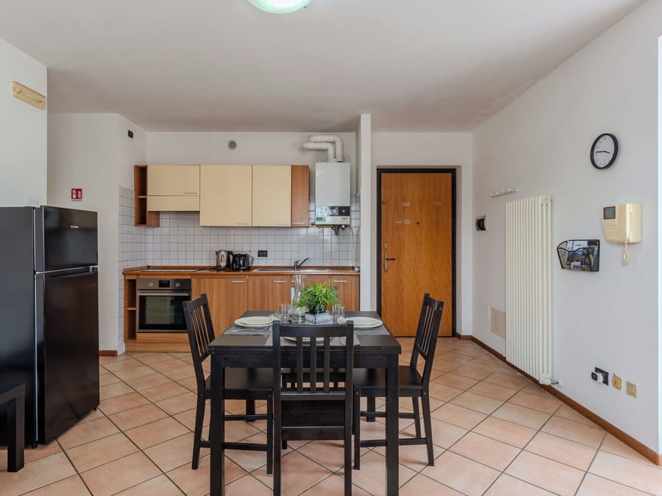 Flooring, Interior Design, Furniture, Floor, Wood, Ceiling, Room, Kitchen & Dining Room Table, Table, Apartment