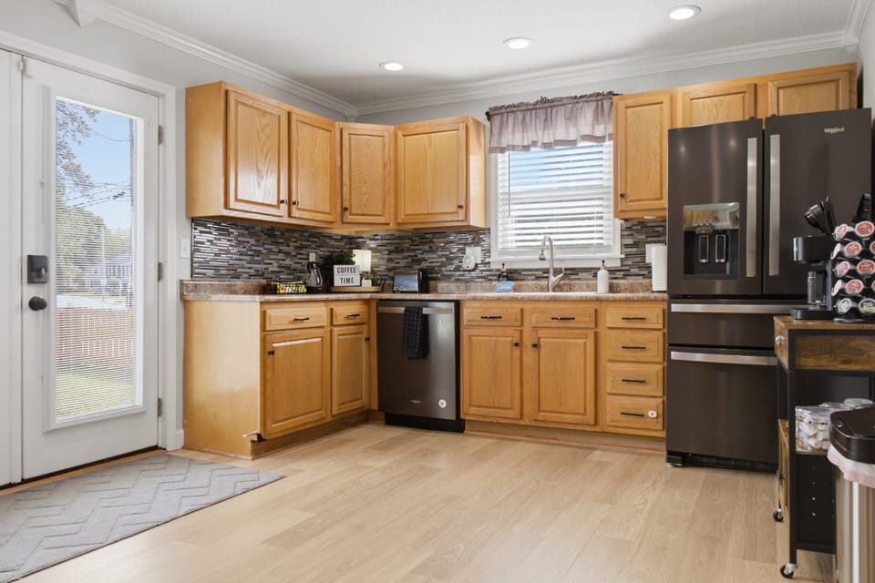 Feel at home in the kitchen with everything you need to cook—from pots and pans to spices, oil, and cooking tools—perfect for family dinners or long stays.  