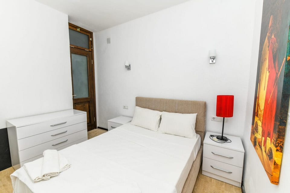 There is plenty of storage space for all of your belongings.