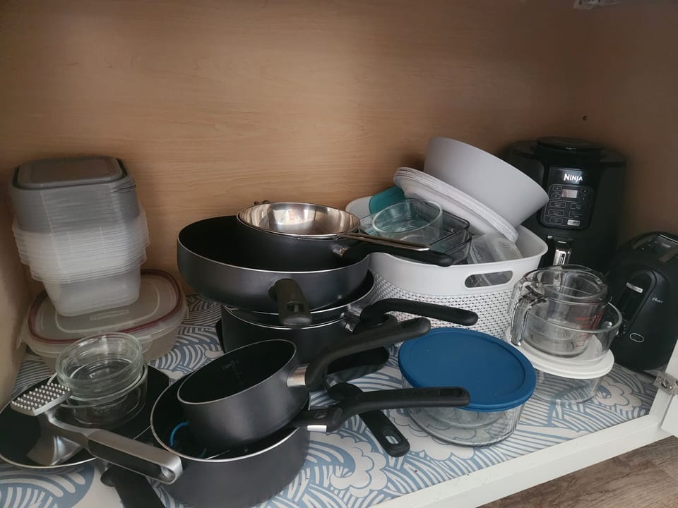 Pots, Pans, Tupperware, Air Fryer and Toaster