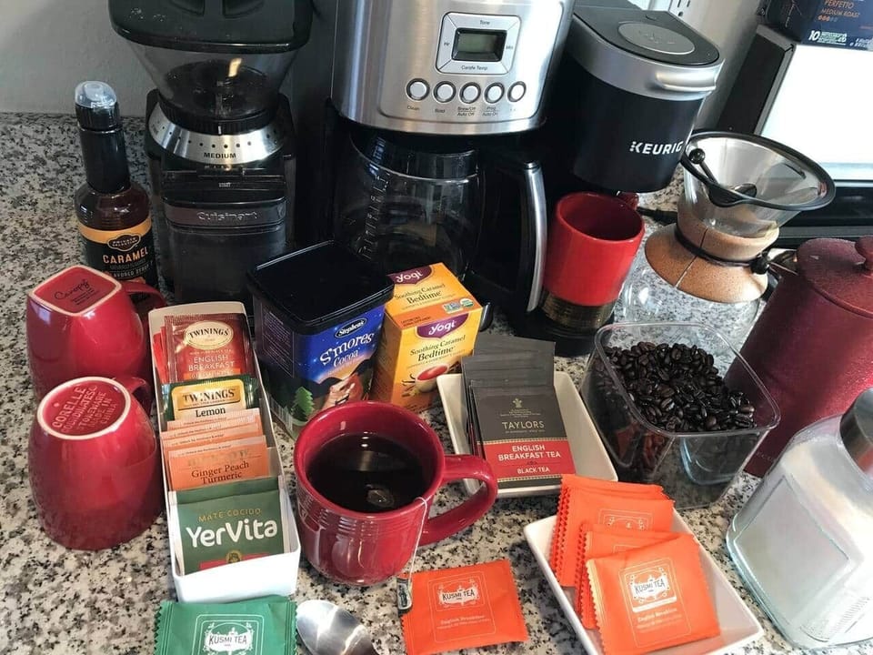 Let’s get you the proper morning coffee or tea- the way YOU like it - pour over, brew pot, French press, hot chocolate, decaf, herbal, or Keurig. How do you like yours? 