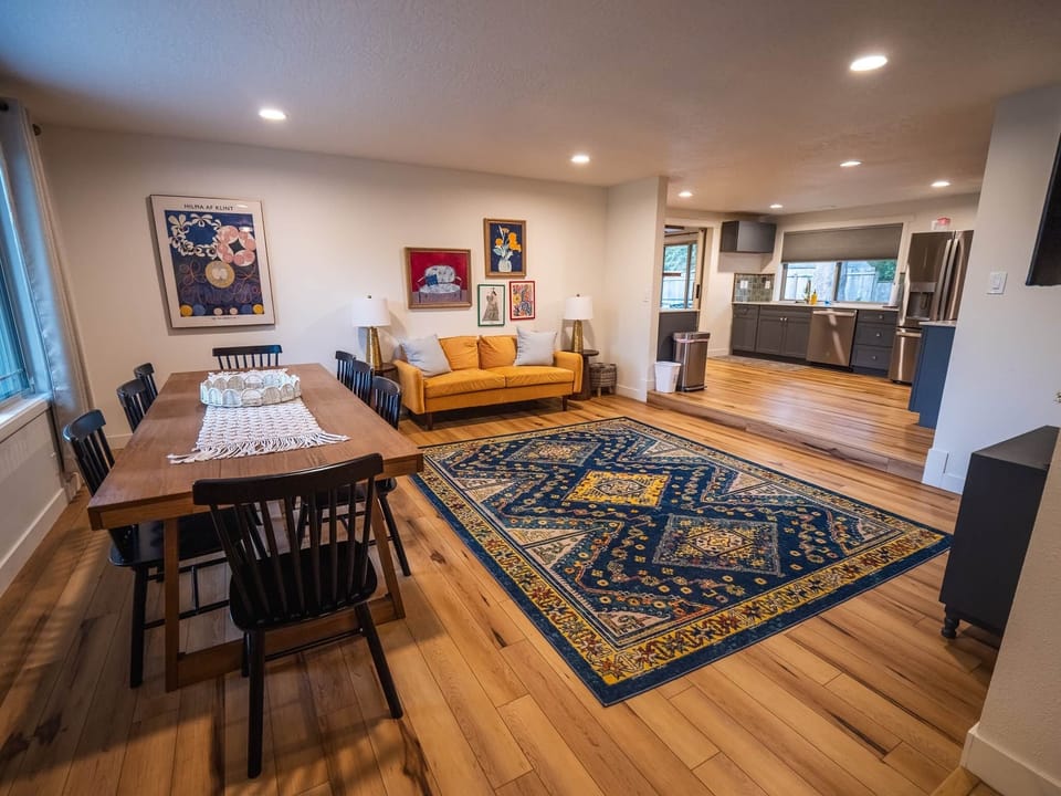 Entrance to Living Room