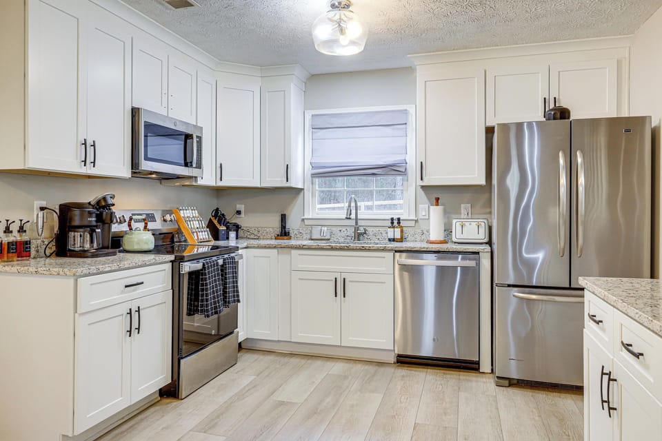 Kitchen | 1st Floor