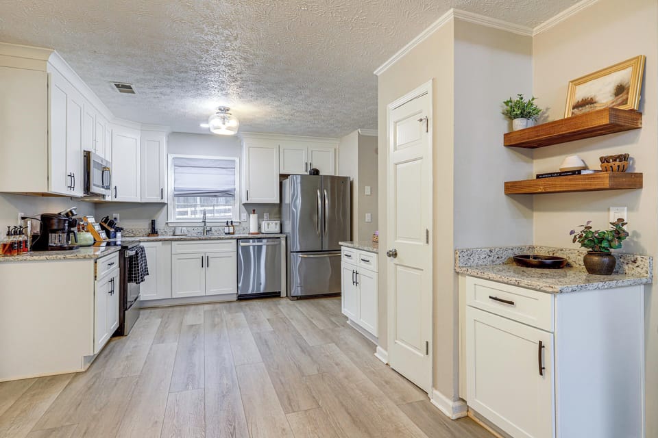 Kitchen | 1st Floor