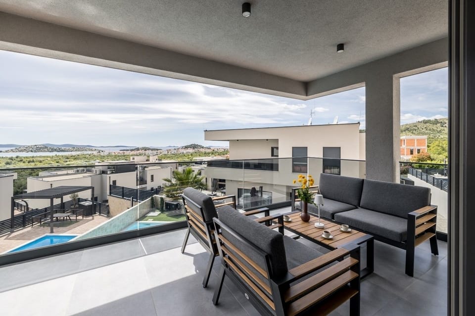 Terrace 1