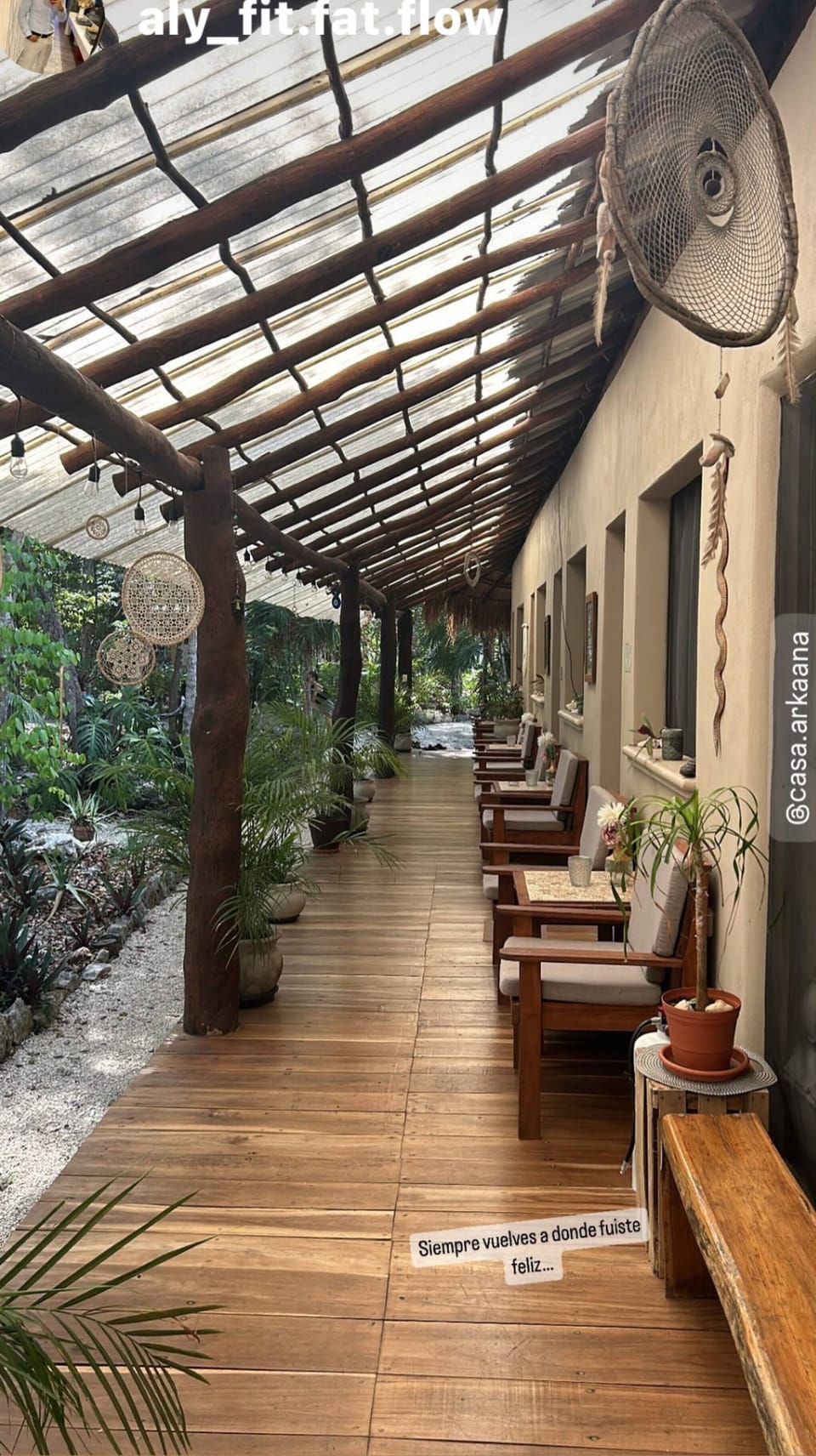 Outdoor dining