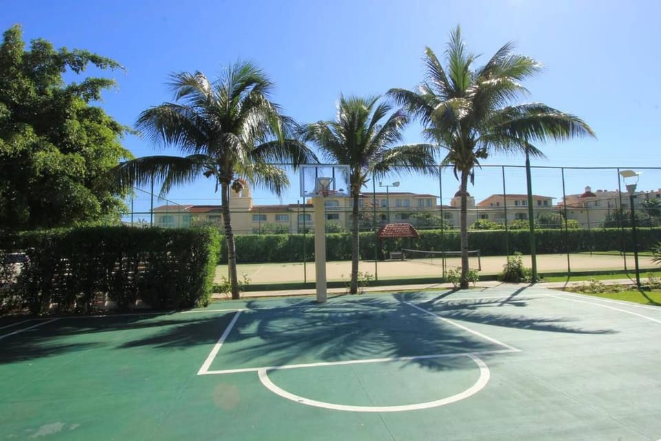 Sport court