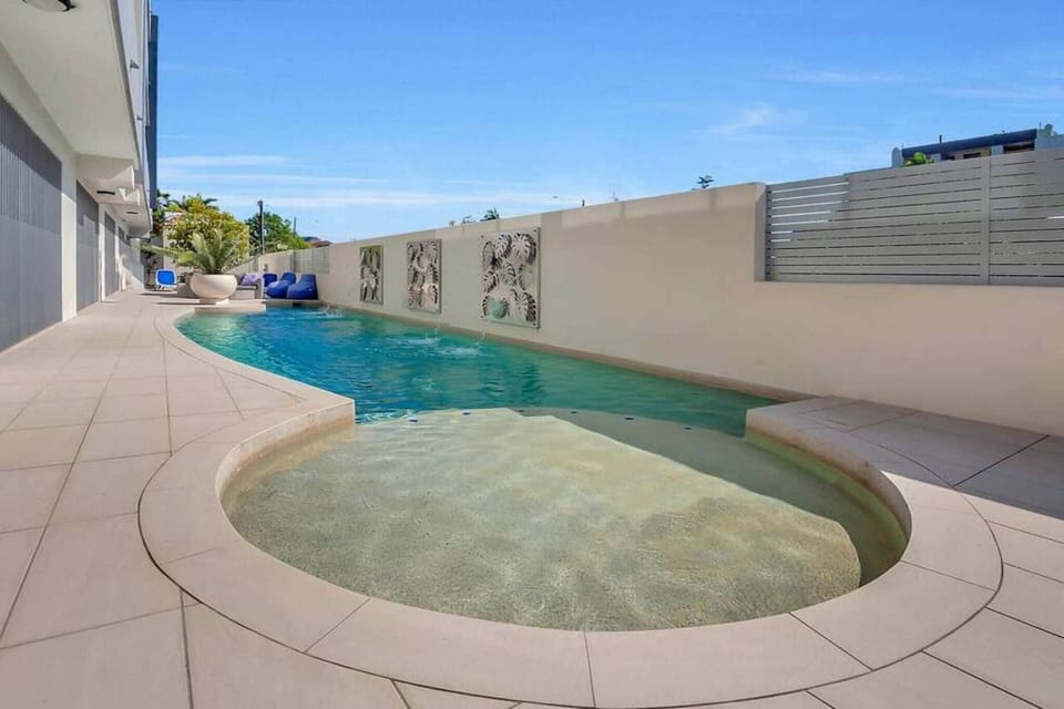 Holiday Home Swimming Pool