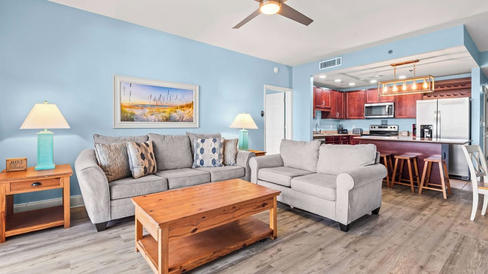 Laketown Wharf 731