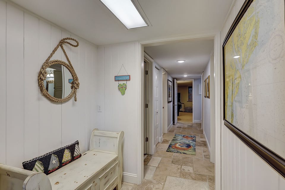4 Brown Pelican - Downstairs Entry/Hall