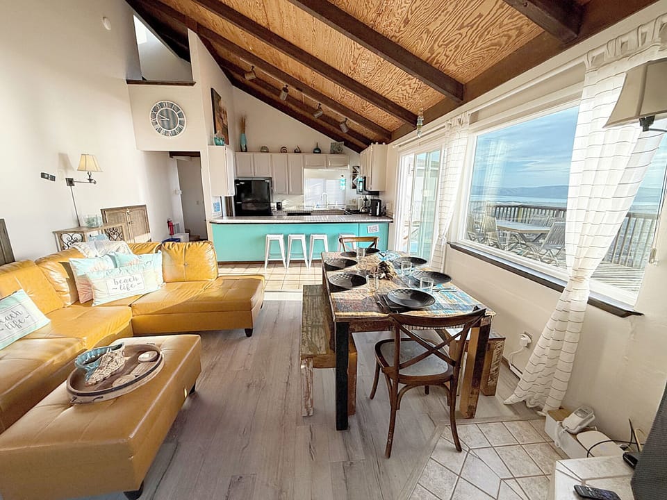 The open floor plan is perfect for cozy meals and relaxation